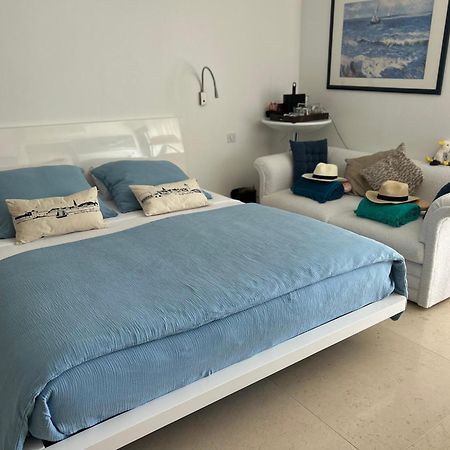 Cottage Marin Avec Vue Mer นีซ ภายนอก รูปภาพ