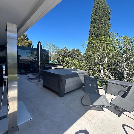 Cottage Marin Avec Vue Mer นีซ ภายนอก รูปภาพ